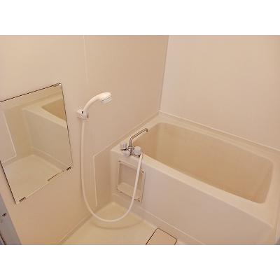 グリーンハウスＡ 201【管理NO：1-002608201-02010】 ★家具家電は申し込み後に搬入します★の物件画像