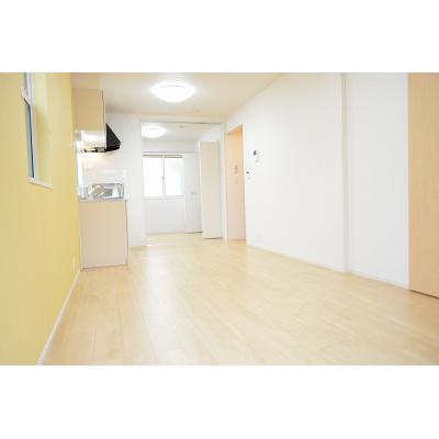 フォンテーヌ新高根 101【管理NO：1-022941601-01010】 ★家具家電は申し込み後に搬入します★ ★2026年10月中旬入居可能★の物件画像