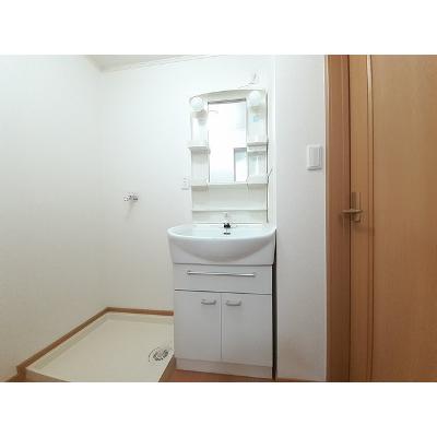 ベルズかたかごＢ 201【管理NO：1-014192502-02010】 ★家具家電は申し込み後に搬入します★ ★2026年10月中旬入居可能★の物件画像