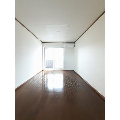 ヴィラ・アミティⅡ 102【管理NO：1-011542402-01020】 ★家具家電は申し込み後に搬入します★ ★2026年10月中旬入居可能★の物件画像
