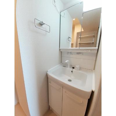モンベル 102【管理NO：1-026562801-01020】 ★家具家電は申し込み後に搬入します★ ★2026年10月上旬入居可能★の物件画像