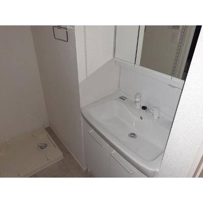 ラテリア 201【管理NO：1-026789601-02010】 ★家具家電は申し込み後に搬入します★ ★2026年10月上旬入居可能★の物件画像