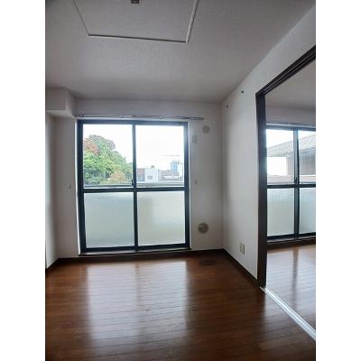 緑風館 301【管理NO：1-004751901-03010】 ★家具家電は申し込み後に搬入します★ ★2026年10月中旬入居可能★の物件画像
