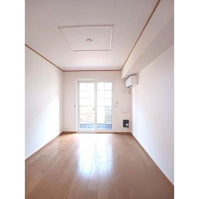 アザレア・ＨＯＲＩＫＡＷＡ 102【管理NO：1-013008801-01020】 ★家具家電は申し込み後に搬入します★の物件画像