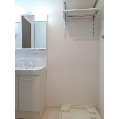 ブリッランテ 201【管理NO：1-026877601-02010】 ★家具家電は申し込み後に搬入します★の物件画像