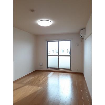 シーガル　Ⅰ 302【管理NO：1-012862801-03020】 ★家具家電は申し込み後に搬入します★ ★2026年09月下旬入居可能★の物件画像