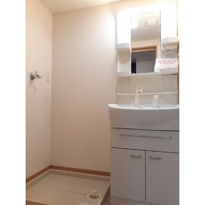 シーガル　Ⅰ 302【管理NO：1-012862801-03020】 ★家具家電は申し込み後に搬入します★ ★2026年09月下旬入居可能★の物件画像