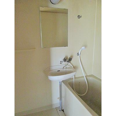 エルディム元揮Ｂ 205【管理NO：1-002290502-02040】 ★家具家電は申し込み後に搬入します★ ★2026年09月下旬入居可能★の物件画像