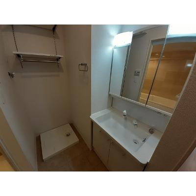 ラ・プルミエール和貴　Ｂ 201【管理NO：1-027056802-02010】 ★家具家電は申し込み後に搬入します★の物件画像