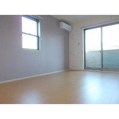 ピース　ジョイ 102【管理NO：1-019472901-01020】 ★家具家電は申し込み後に搬入します★ ★2026年09月下旬入居可能★の物件画像