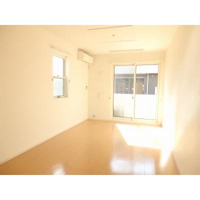 ターキー 101【管理NO：1-017734801-01010】 ★家具家電は申し込み後に搬入します★ ★2026年09月中旬入居可能★の物件画像