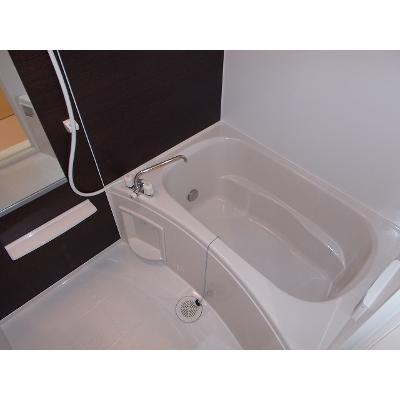 ラフレシール　Ｂ棟 102【管理NO：1-020200201-01020】 ★家具家電は申し込み後に搬入します★の物件画像