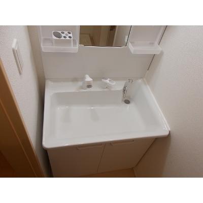 ラフレシール　Ｂ棟 102【管理NO：1-020200201-01020】 ★家具家電は申し込み後に搬入します★の物件画像