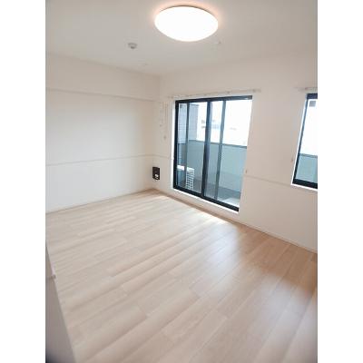 ヒカルサ東加古川 302【管理NO：1-028444101-03020】 ★家具家電は申し込み後に搬入します★の物件画像