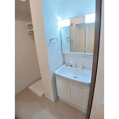 ヒカルサ東加古川 301【管理NO：1-028444101-03010】 ★家具家電は申し込み後に搬入します★の物件画像