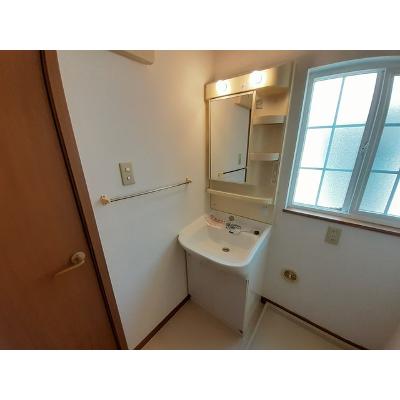 ファミール 101【管理NO：1-011128401-01010】 ★家具家電は申し込み後に搬入します★ ★2026年09月下旬入居可能★の物件画像