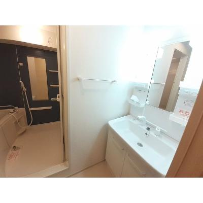 クラージュ 102【管理NO：1-019267301-01020】 ★家具家電は申し込み後に搬入します★ ★2026年10月中旬入居可能★の物件画像