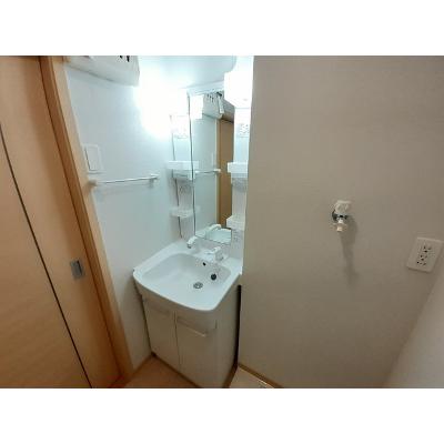 カーサ・グアリート 206【管理NO：1-015762301-02050】 ★家具家電は申し込み後に搬入します★ ★2026年10月上旬入居可能★の物件画像