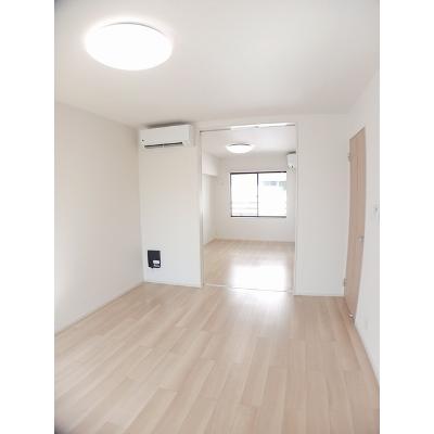サンシャイン 202【管理NO：1-027739901-02020】 ★家具家電は申し込み後に搬入します★の物件画像