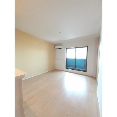 ラムール・ファミリアルＡ 202【管理NO：1-024536901-02020】 ★家具家電は申し込み後に搬入します★の物件画像