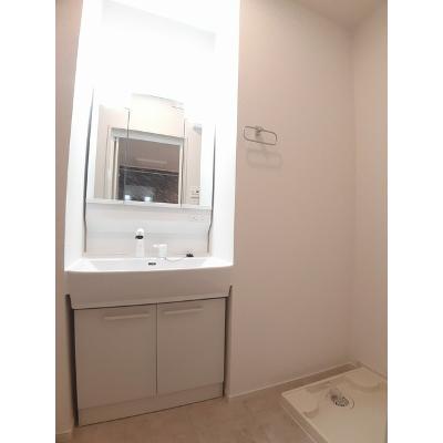 皐Ⅲ 105【管理NO：1-026792603-01040】 ★家具家電は申し込み後に搬入します★ ★2026年10月中旬入居可能★の物件画像