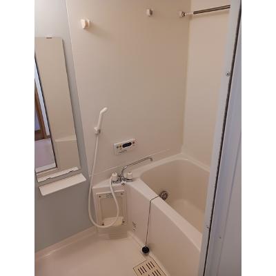 レーヴ 201【管理NO：1-013146201-02010】 ★家具家電は申し込み後に搬入します★の物件画像