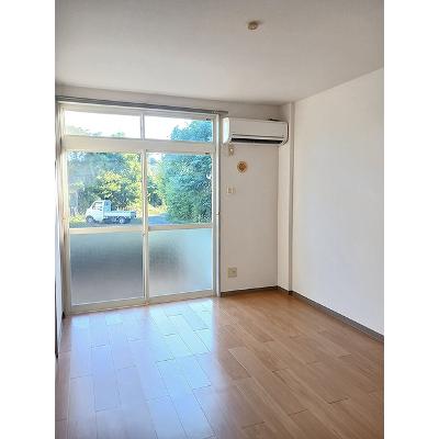 ラフォーレ 102【管理NO：1-007276901-01020】 ★家具家電は申し込み後に搬入します★の物件画像