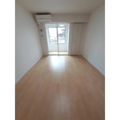 楪 103【管理NO：1-023939601-01030】 ★家具家電は申し込み後に搬入します★ ★2026年10月中旬入居可能★の物件画像