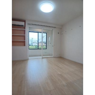 キャトルセゾン北久米　Ⅲ 107【管理NO：1-024786203-01060】 ★家具家電は申し込み後に搬入します★の物件画像