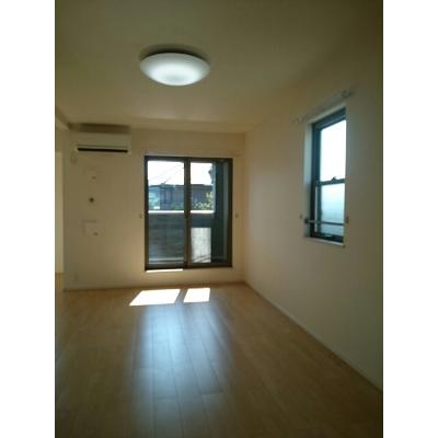 トリアングルム 201【管理NO：1-021652401-02010】 ★家具家電は申し込み後に搬入します★ ★2026年10月中旬入居可能★の物件画像