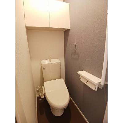 トロン 101【管理NO：1-025821001-01010】 ★家具家電は申し込み後に搬入します★の物件画像