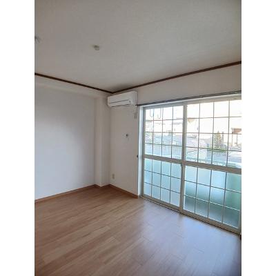 ポーセリンふじい 102【管理NO：1-009312501-01020】 ★家具家電は申し込み後に搬入します★の物件画像