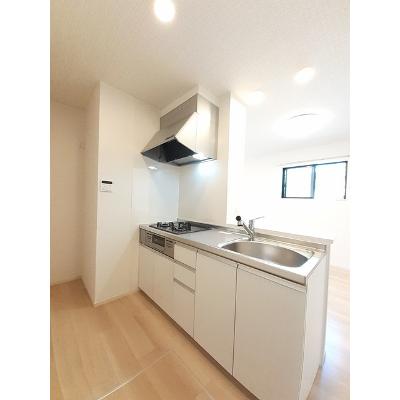 アルバーダ　スカイ 101【管理NO：1-027240001-01010】 ★家具家電は申し込み後に搬入します★の物件画像