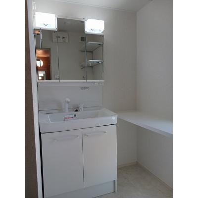 ヒカルサ防府田島 201【管理NO：1-027952701-02010】 ★家具家電は申し込み後に搬入します★の物件画像