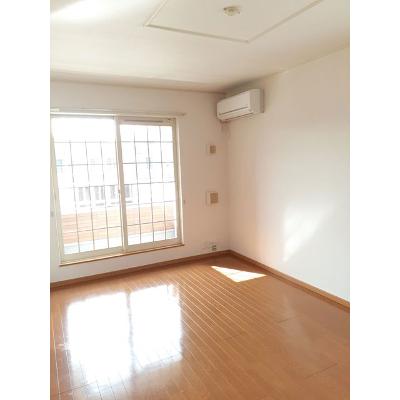 リバーサイドサワナミＢ 201【管理NO：1-014378002-02010】 ★家具家電は申し込み後に搬入します★の物件画像