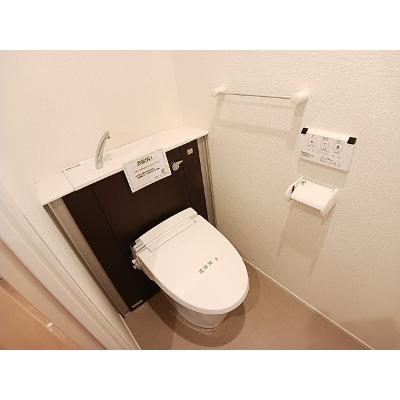 エヴァーグリーンＱ 202【管理NO：1-021981901-02020】 ★家具家電は申し込み後に搬入します★の物件画像