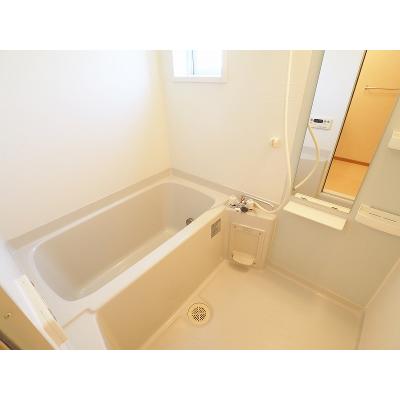 メイブリーズ 102【管理NO：1-013830901-01020】 ★家具家電は申し込み後に搬入します★ ★2026年10月中旬入居可能★の物件画像