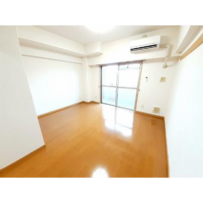 グロリオーサ 207【管理NO：1-014073201-02070】 ★家具家電は申し込み後に搬入します★ ★2026年10月中旬入居可能★の物件画像
