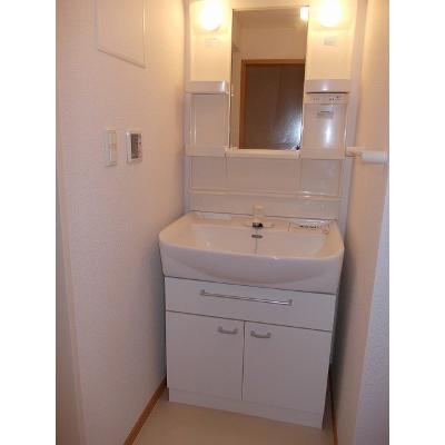 ラティーナ霧島Ⅰ 202【管理NO：1-013756401-02020】 ★家具家電は申し込み後に搬入します★ ★2026年09月下旬入居可能★の物件画像