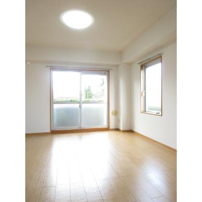 ファミリアノ－ル 105【管理NO：1-011739101-01050】 ★家具家電は申し込み後に搬入します★ ★2026年10月中旬入居可能★の物件画像