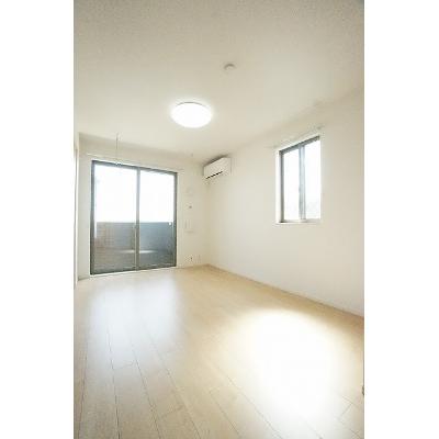 シャーロットⅡ 107【管理NO：1-023347501-01060】 ★家具家電は申し込み後に搬入します★の物件画像