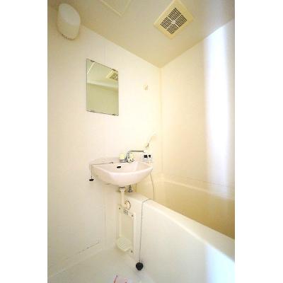 グランシャリオⅠ 101【管理NO：1-007608501-01010】 ★家具家電は申し込み後に搬入します★の物件画像