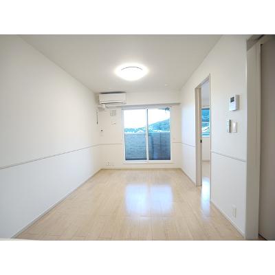 ソッフィオーネⅡ 202【管理NO：1-025086402-02020】 ★家具家電は申し込み後に搬入します★の物件画像