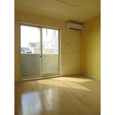 ラフィーナ 102【管理NO：1-022645301-01020】 ★家具家電は申し込み後に搬入します★の物件画像