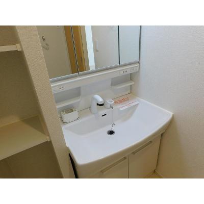 プレドフルールⅡ 101【管理NO：1-024115901-01010】 ★家具家電は申し込み後に搬入します★ ★2026年10月中旬入居可能★の物件画像