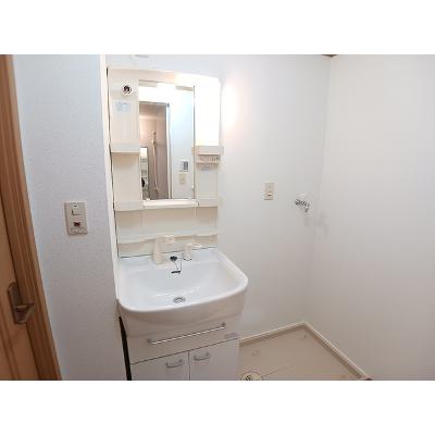 リバティーベルＢ 223【管理NO：1-012952802-02030】 ★家具家電は申し込み後に搬入します★の物件画像