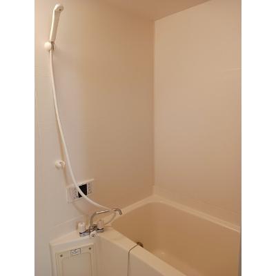 フォレスト２１． 201【管理NO：1-010768801-02010】 ★家具家電は申し込み後に搬入します★の物件画像