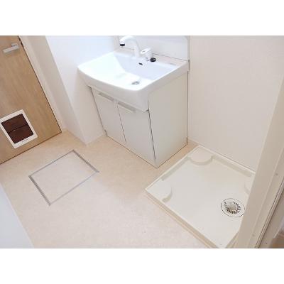 グレイスフル　Ａ 201【管理NO：1-027502801-02010】 ★家具家電は申し込み後に搬入します★の物件画像