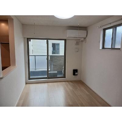 ピヴォワンヌ 201【管理NO：1-028543701-02010】 ★家具家電は申し込み後に搬入します★の物件画像