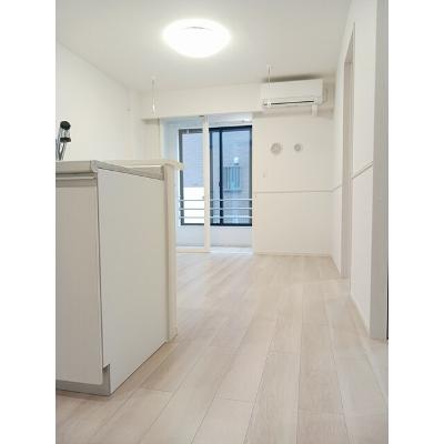 ニコリヴⅡ 102【管理NO：1-028404102-01020】 ★家具家電は申し込み後に搬入します★の物件画像